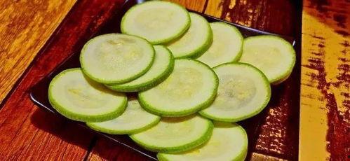 土豆小瓜搭配吃,营养均衡新体验