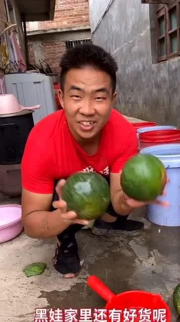 会吃瓜的小伙,揭秘网络热点的幕后故事