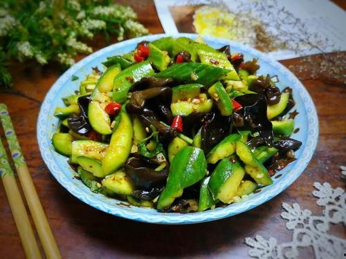 乳瓜和什么配着吃,营养搭配新主张