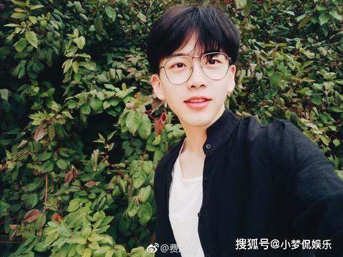 抖音向婧吃瓜,向婧吃瓜事件，揭秘背后真相