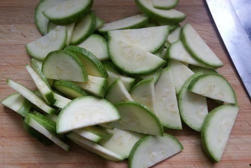 葫芦瓜下面条怎么吃,创意家常新吃法