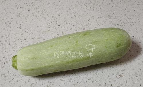 大山吃瓜撑肚子,意外撑肚子的趣味经历