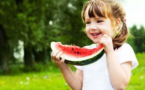 踩门槛吃瓜小说,揭秘踩门槛吃瓜小说的趣味世界