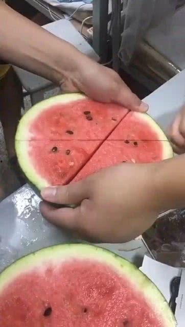 刀吃瓜爆料,揭秘娱乐圈幕后真相